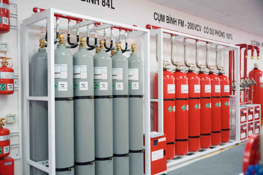 Tuổi thọ của bình khí FM-200 là bao lâu? Những điều chủ đầu tư và nhà thầu cần biết