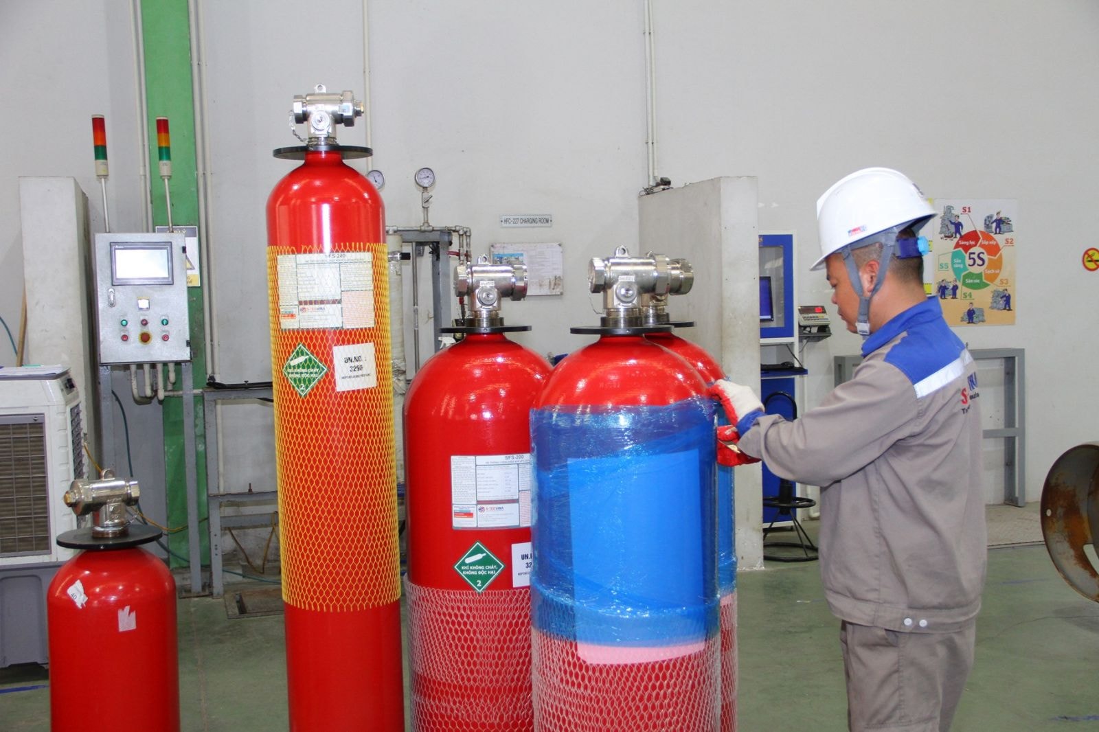 TÌM HIỂU VỀ HỆ THỐNG CHỮA CHÁY KHÍ FM200 – GIẢI PHÁP BẢO VỆ TÀI SẢN CÔNG NGHỆ CAO HIỆU QUẢ